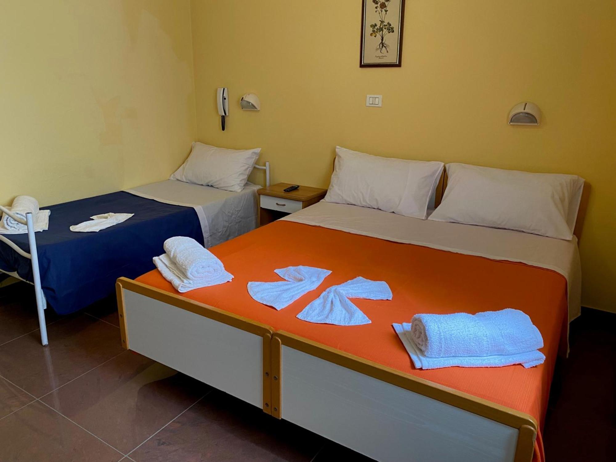 Hotel Piccari Nuova Gestione ริมินี ภายนอก รูปภาพ