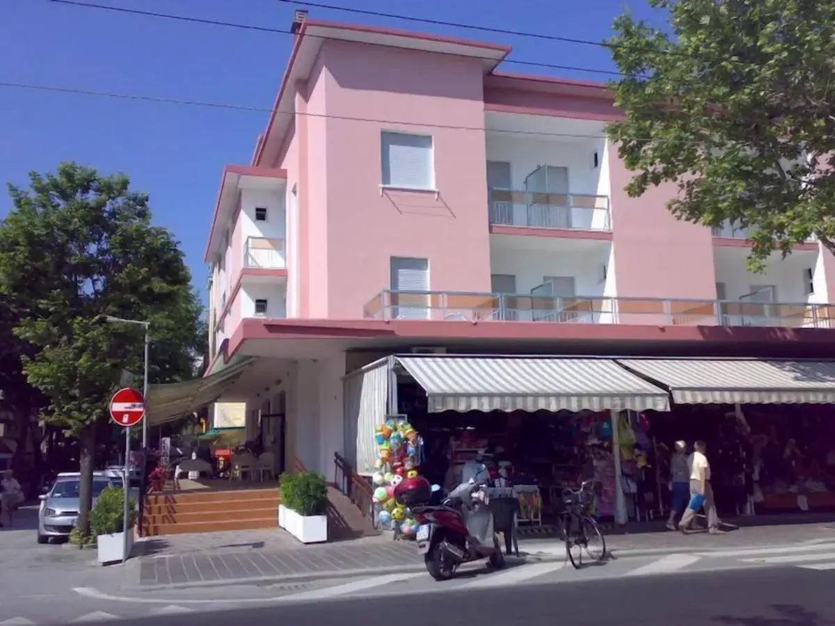 Hotel Piccari Nuova Gestione ริมินี ภายนอก รูปภาพ