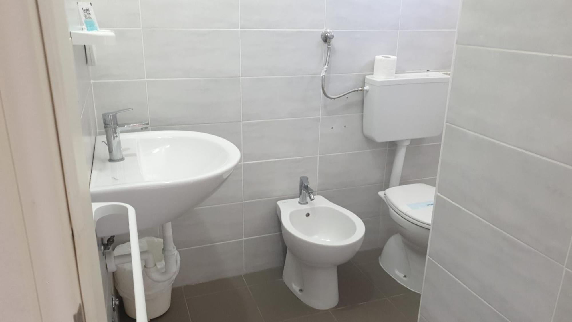 Hotel Piccari Nuova Gestione ริมินี ภายนอก รูปภาพ